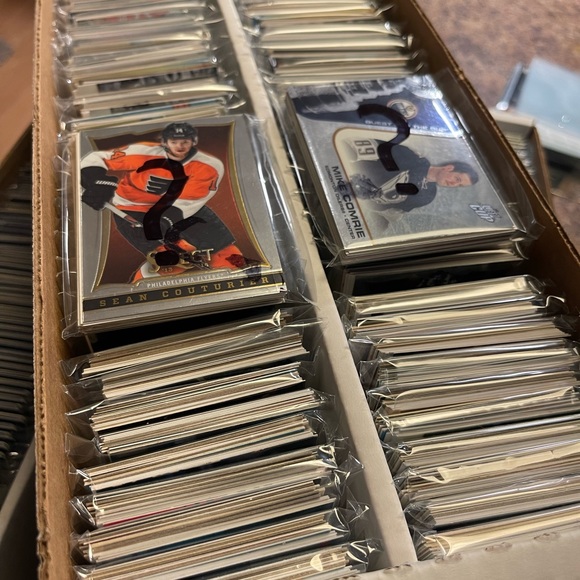 Morden spring collectibles market! - Picture 8 of 11